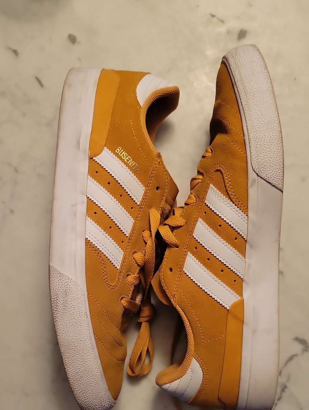 MENS ADIDAS mustard Color Size 11
